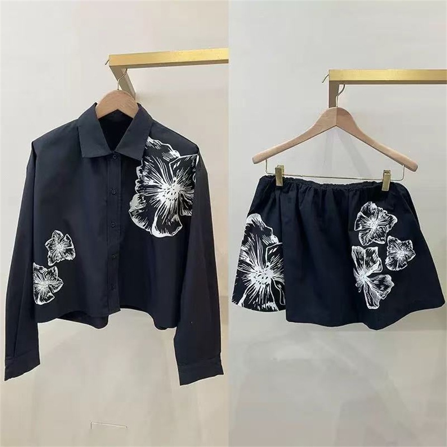 Romper Floral Print - Romantische witte bloemenprint shirt en korte