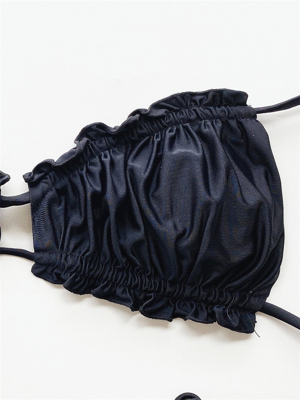 Sexy zwarte string bikini met  - Swimsuit Bikini Ruched recensie en prijs